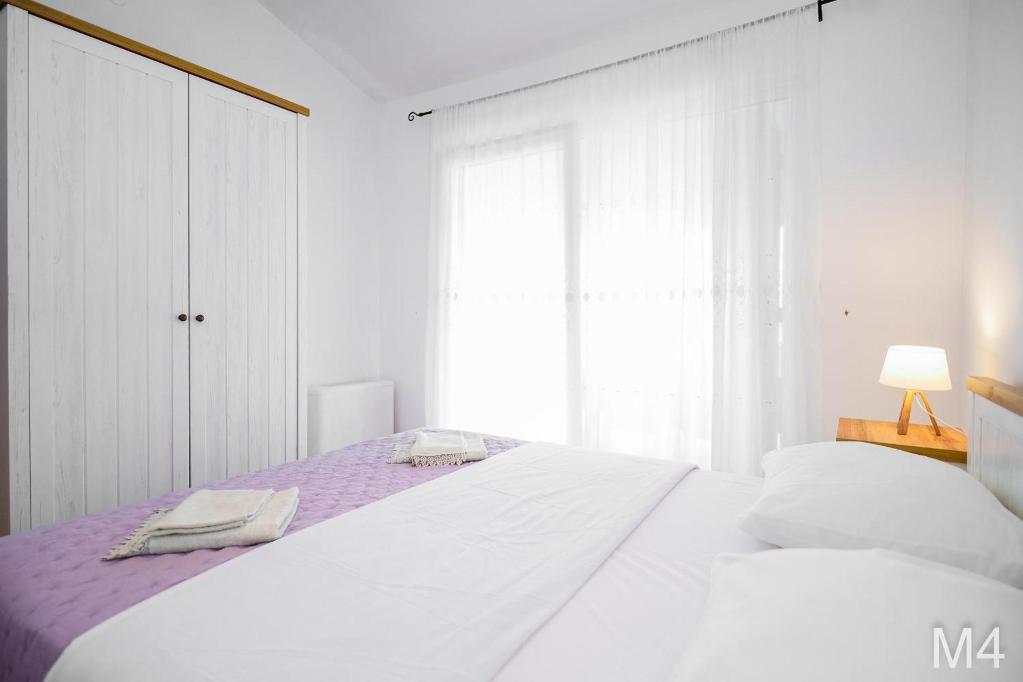 Apartments Horizont ロゴズニッツァ 部屋 写真